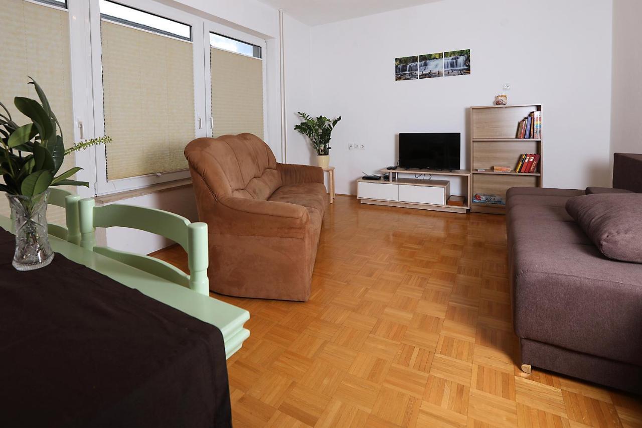 Apartma Dolinar Gorenja Vas  Exterior foto